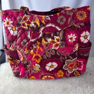 VERA BRADLEY PLEATED TOTE - CARNABY MULTICOLORED